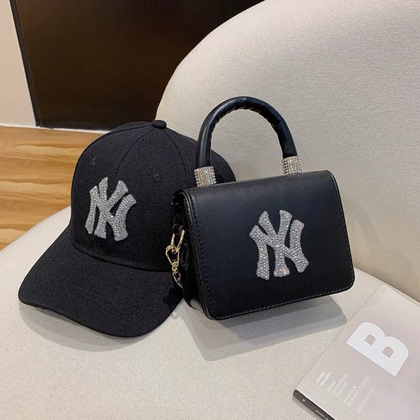 Uranus Set - Borsa + Cappello da baseball